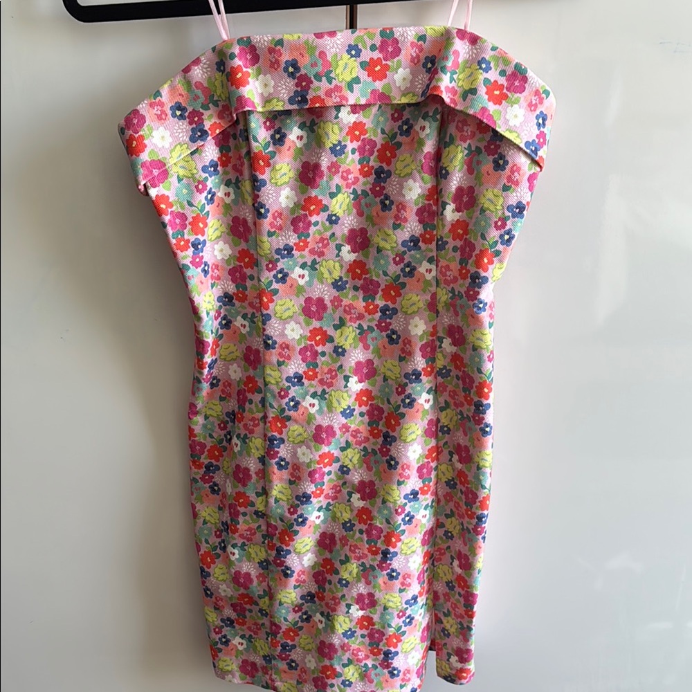 vestique strapless floral patterned fitted dress! NEVER WORN! 🌻🍉🌞🌸🌱